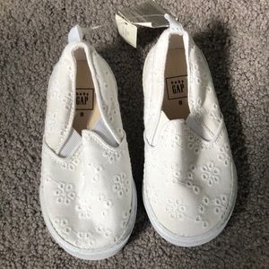 Baby Gap White Eyelet Shoes